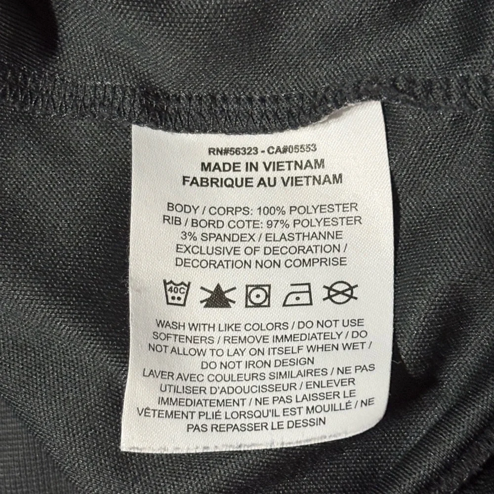Nike Kids Black and Gray sweater/jacket